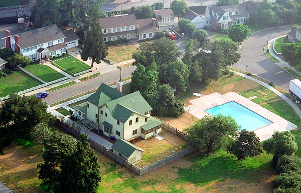 [ADAM R. JONES PHOTO]