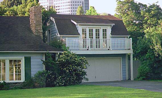 [ADAM R. JONES PHOTO]