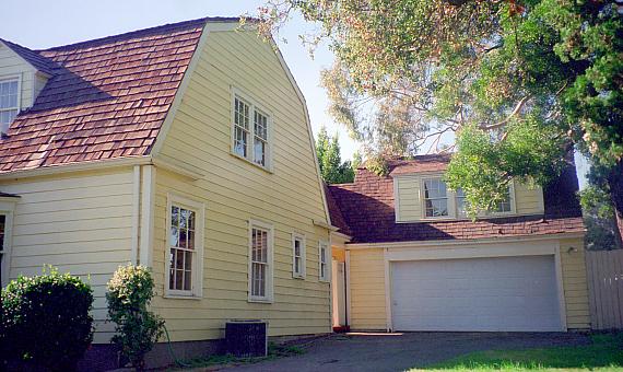 [ADAM R. JONES PHOTO]