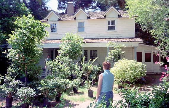 [ROBERT F. HASTINGS PHOTO]