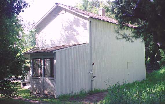 [ADAM R. JONES PHOTO]